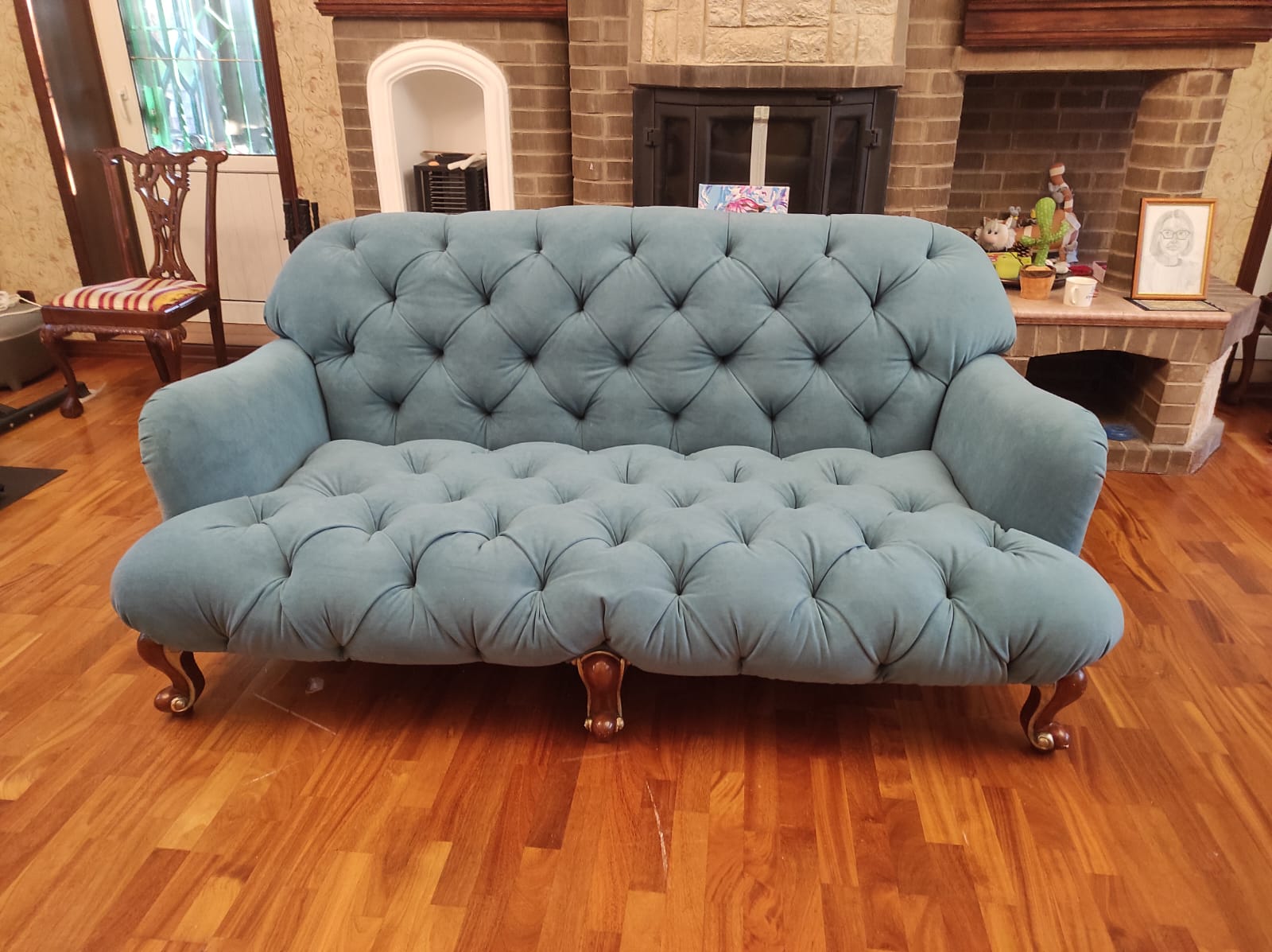 Обивка дивана. Усолье-Сибирское