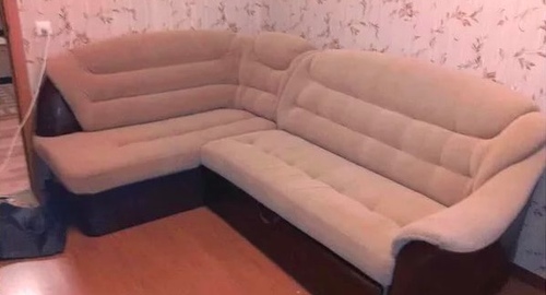 Перетяжка углового дивана. Усолье-Сибирское